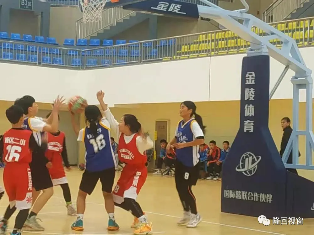 隆回县群贤小学女子篮球队喜获邵阳市中小学生篮球比赛冠军