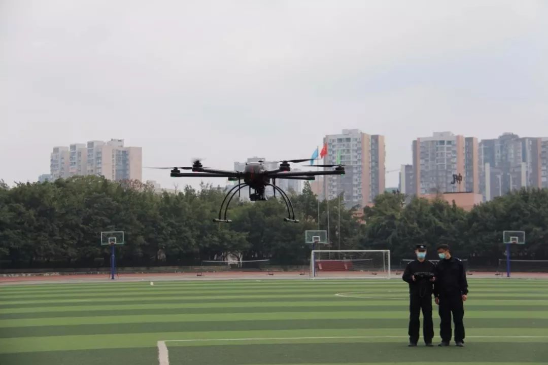 安岳无人机防疫宣传覆盖百万人次！喊话劝返聚集、串门村民千余人！