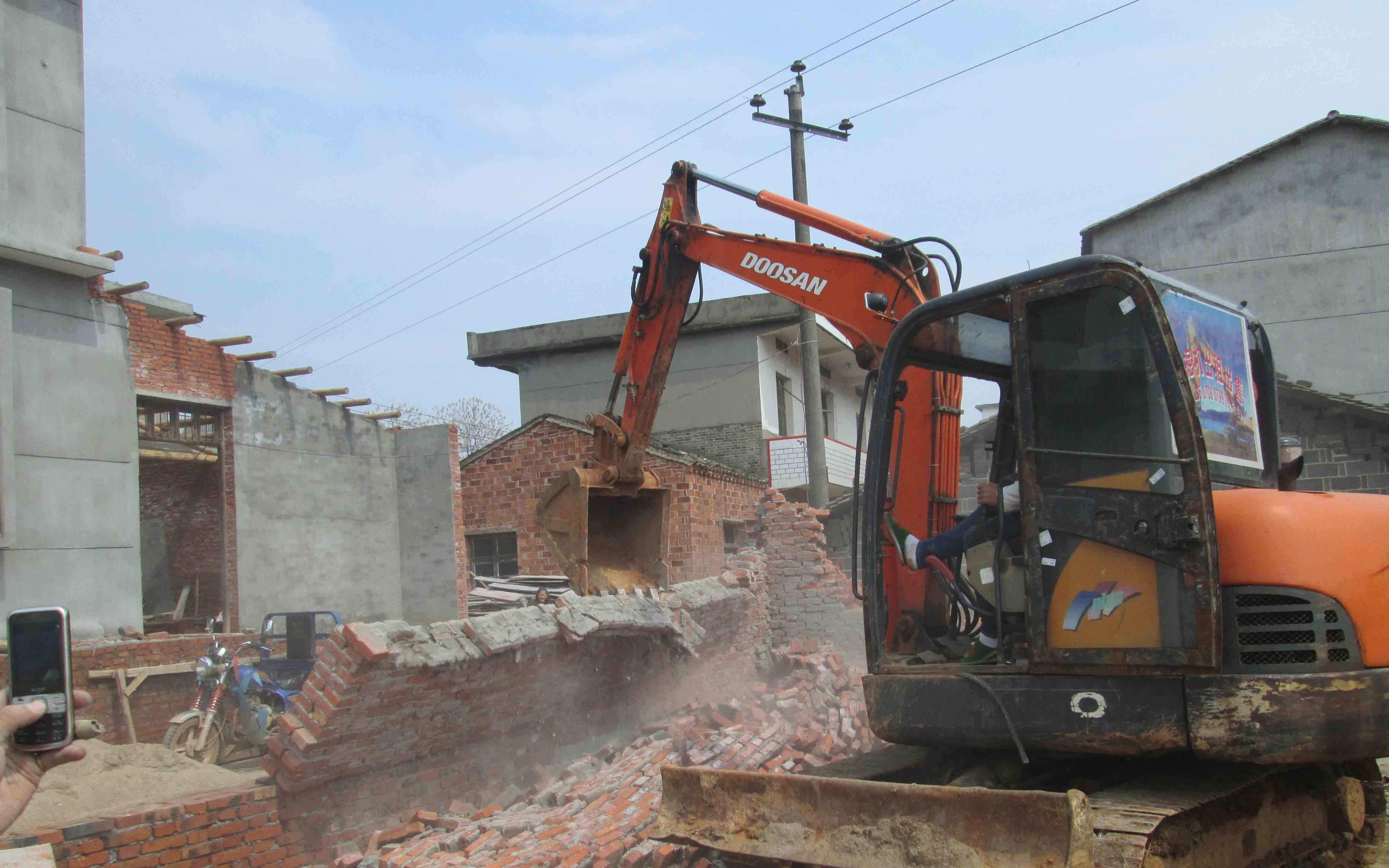 重拳出击！隆回要严查农村违法乱占耕地建房问题了