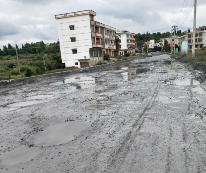 网友投诉隆回周旺至滩头修路太慢，回复来了