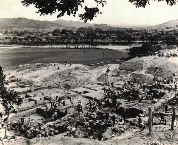 隆回老照片∣1976年六都寨水库建设工地