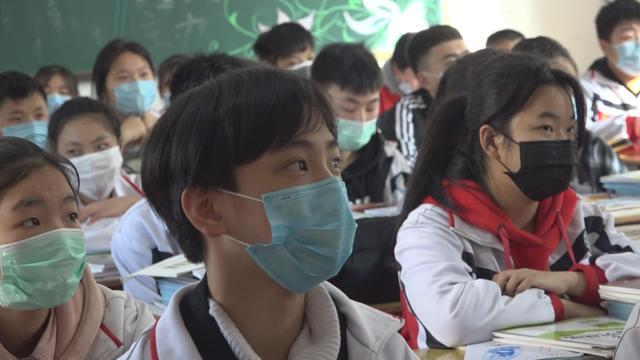 现场直击丨安岳初三学生，今日正式复课