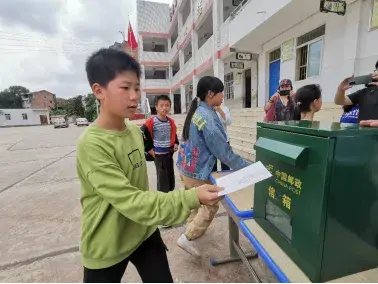 远在他乡的安岳人，你将会收到一份来自家乡的感动