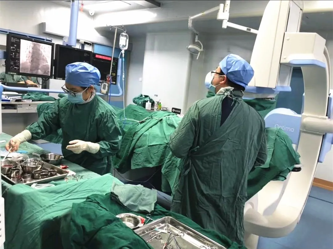 我院完成广西地区首例SoundStar心腔内三维超声导管射频消融术-第二附属医院