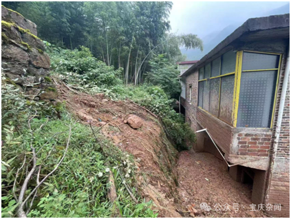 邵阳这里突发山体滑坡！31人成功避险